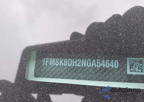 2022 Ford Explorer Xlt z USA, uszkodzony, nr VIN 1FMSK8DH2NGA54640